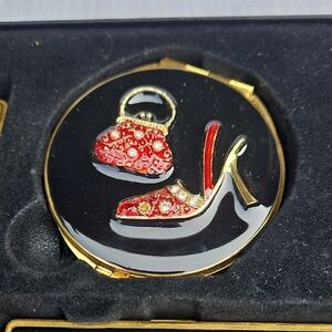 VINTAGE  NEW WOMAN 'S  BOMBAY  COMPANY  3 PIECE  SOCIALITE  GIFT SET  RED  BLACK